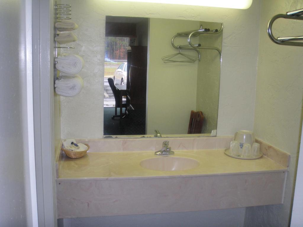 Applegate Inn Cleveland Ruang foto
